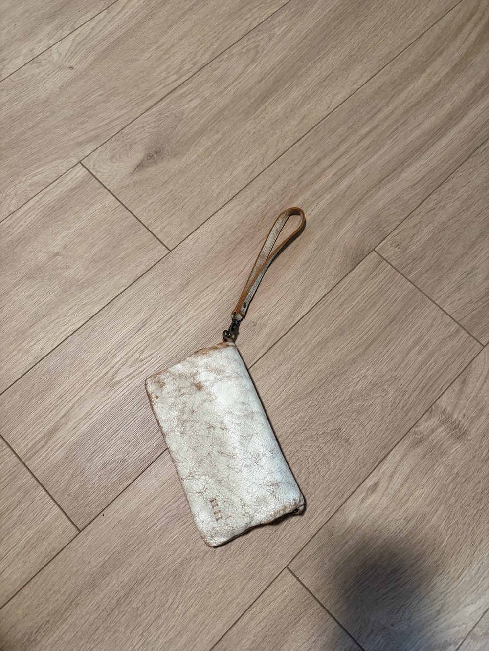 Bed Stu White Leather Wristlet with Tan Strap and Rustic Patina